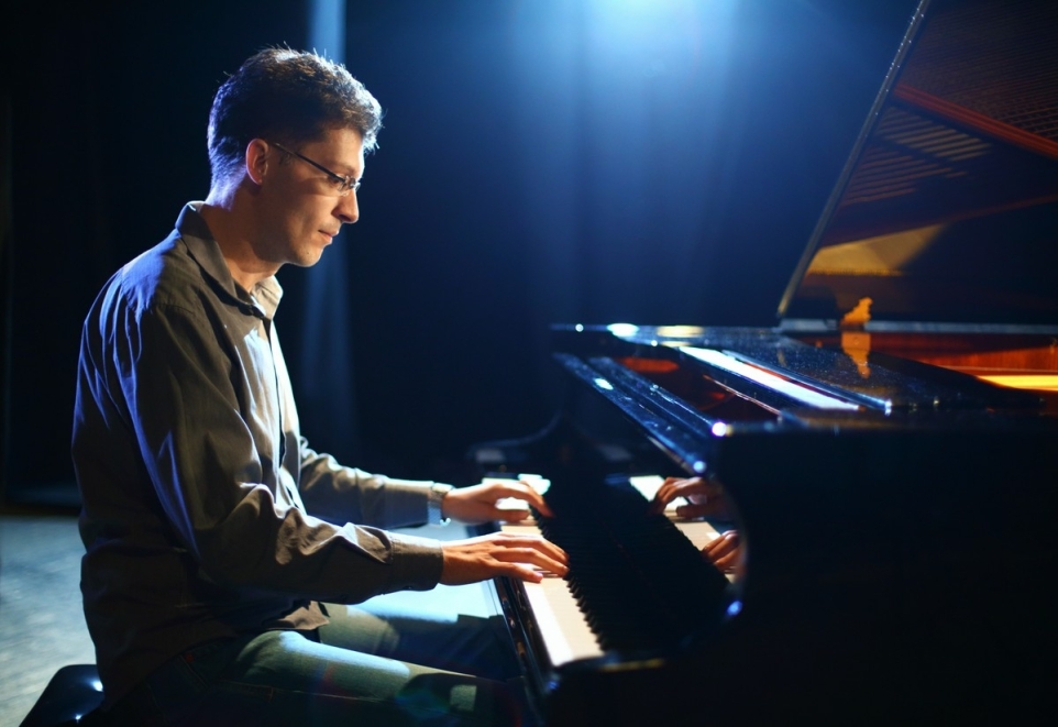 dbf9b081-6a95-482f-8eed-e393ba754762-1765491992