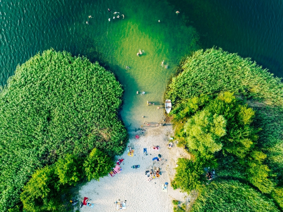 1f972476-3f88-4e17-9ba8-9c5d989485b3-1764116014