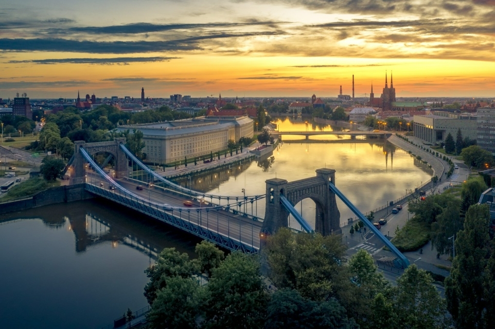 c0a984cb-8fed-49fc-827b-922127be75da-1759127825