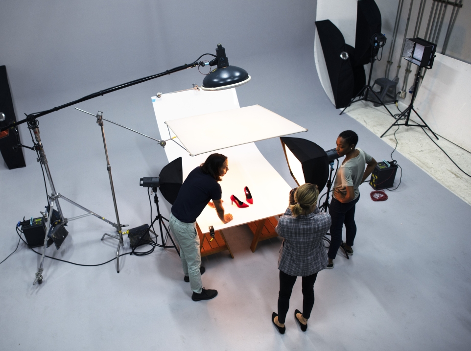 Backstage fotografii produktowej butów