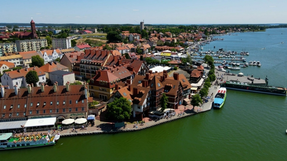 35a2d090-19b5-4a23-88ec-e1dda08c83ea-1758190278