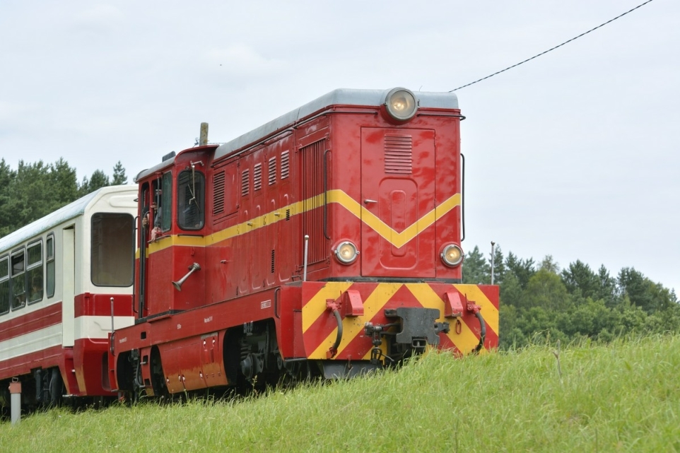 2d527716-f997-479d-a3f2-a0b99efdb893-1764115459