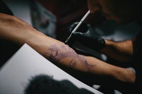 tatuaż według wzoru