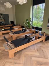 zajęcia pilates na reformerze