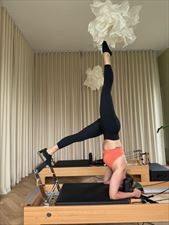 zajęcia pilates na reformerze