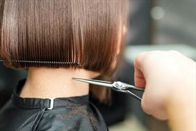 strzyżenie. Salon Fryzjerski Katarzyna Szklarska "Kasia". Skawina