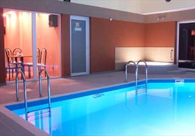 wypoczynek w hotelu z basenem. Polonia Kompleks Wypoczynkowy Ryszard Szczepański. Rewal