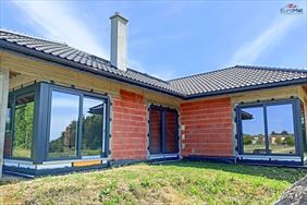 stolarka okienna. EuroMat Okna Drzwi. Piastów