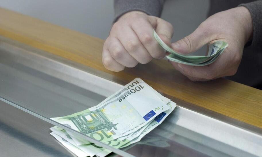 Spread przy euro w bydgoskim kantorze — dlaczego drobna różnica zmienia koszt wymiany
