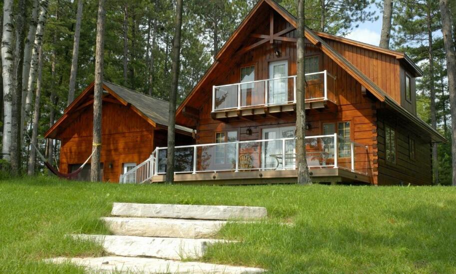 Dlaczego domki letniskowe w Osadzie Orlica to lepszy wybór niż hotel?