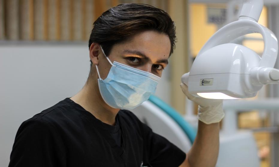 Wizyty okresowe u dentysty - dlaczego są tak ważne? Wizyty okresowe u dentysty - dlaczego są tak ważne?