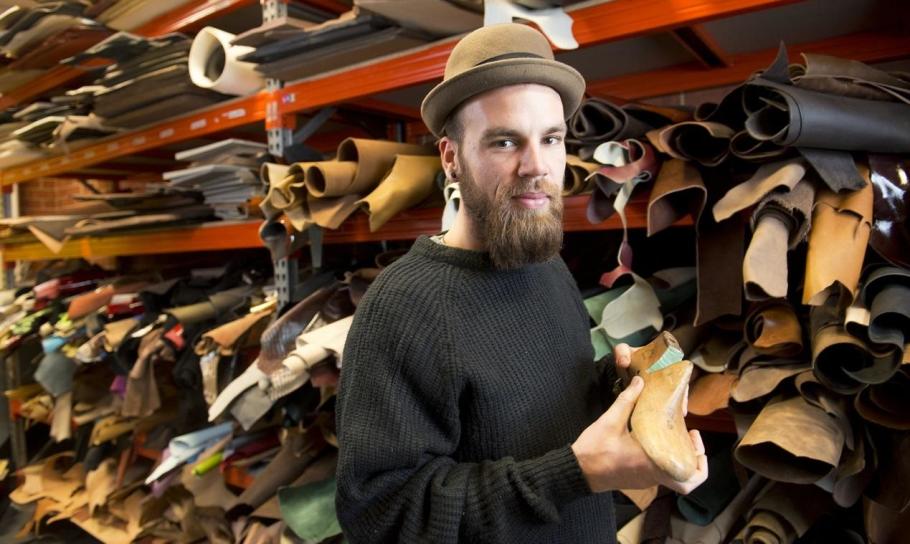 Buty szyte na miarę – czym się wyróżniają? Buty szyte na miarę – czym się wyróżniają?