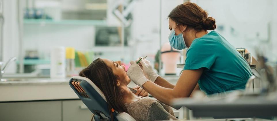 Jakie zabiegi zaliczamy do tzw. stomatologii zachowawczej? Jakie zabiegi zaliczamy do tzw. stomatologii zachowawczej?