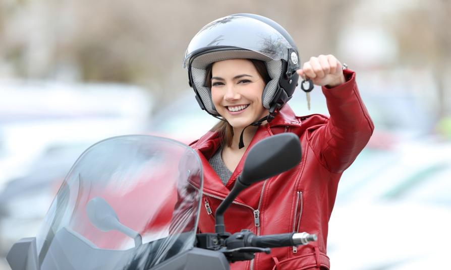 Wynajem motocykli i skuterów z OC sprawcy. Formalności i przepisy Wynajem motocykli i skuterów z OC sprawcy. Formalności i przepisy
