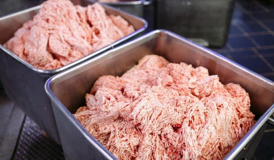 Techniki produkcji mięsa MOM (metoda naruszająca i nienaruszająca struktury kości) Techniki produkcji mięsa MOM (metoda naruszająca i nienaruszająca struktury kości)