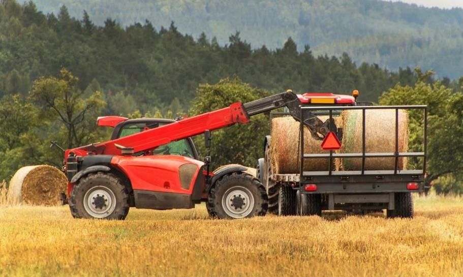 Zastosowanie ładowarek w rolnictwie