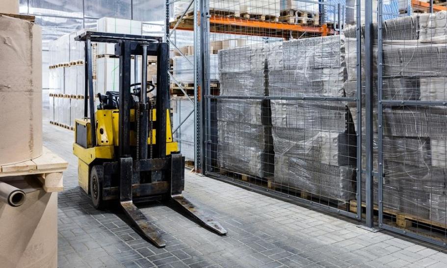 Rola wózków widłowych we współczesnym transporcie i logistyce Rola wózków widłowych we współczesnym transporcie i logistyce
