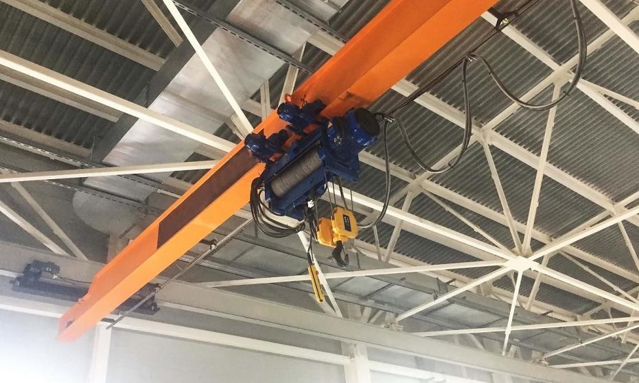 Jak działają elektryczne wciągniki przejezdne? Jak działają elektryczne wciągniki przejezdne?