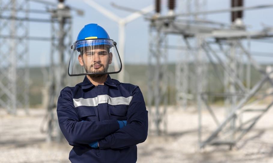 Zasady BHP przy obsłudze i serwisie stacji transformatorowych Zasady BHP przy obsłudze i serwisie stacji transformatorowych