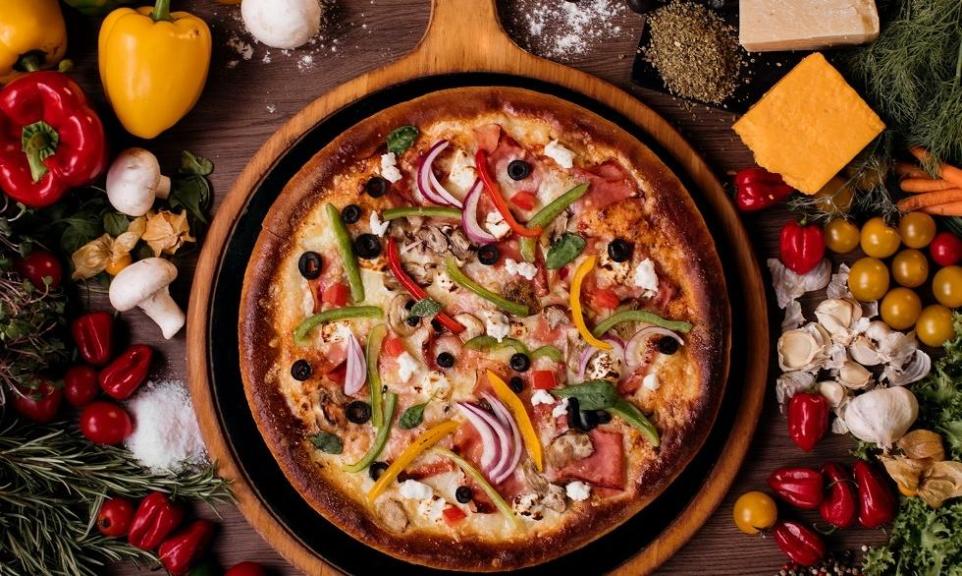 Pizza amerykańska polecana weganom i wegetarianom Pizza amerykańska polecana weganom i wegetarianom
