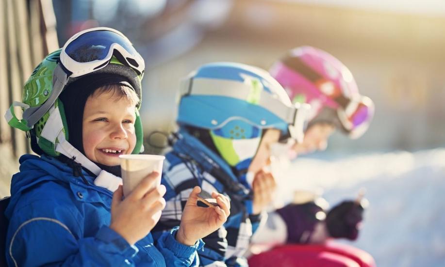 W jaki sposób zachęcić dziecko do wyjazdu na obóz narciarski lub snowboardowy? W jaki sposób zachęcić dziecko do wyjazdu na obóz narciarski lub snowboardowy?