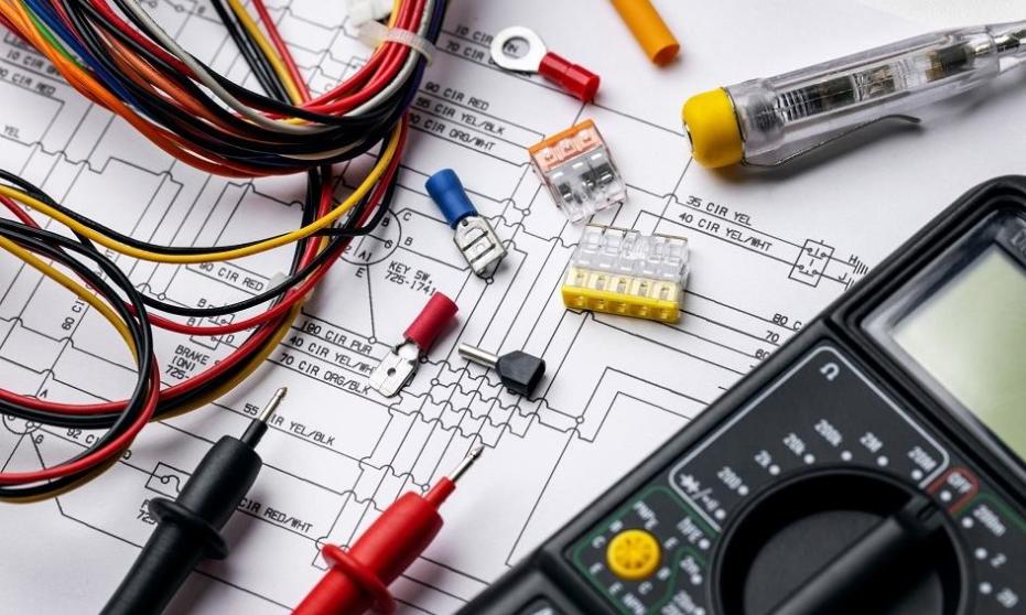 Jaki jest koszt wykonania instalacji elektrycznej w domu jednorodzinnym? Jaki jest koszt wykonania instalacji elektrycznej w domu jednorodzinnym?