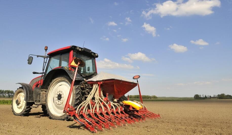 Co warto wiedzieć na temat siewników mechanicznych?