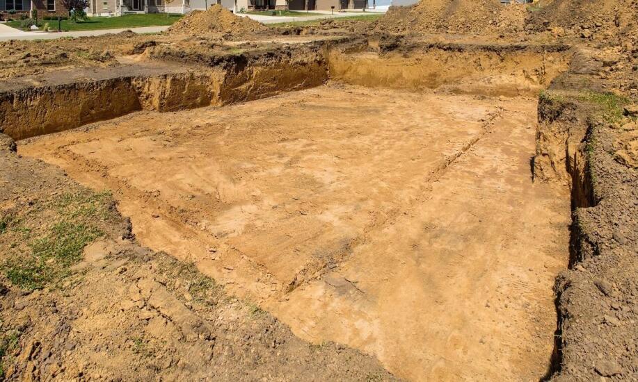 Od czego zależy głębokość wykopów pod fundamenty? Od czego zależy głębokość wykopów pod fundamenty?