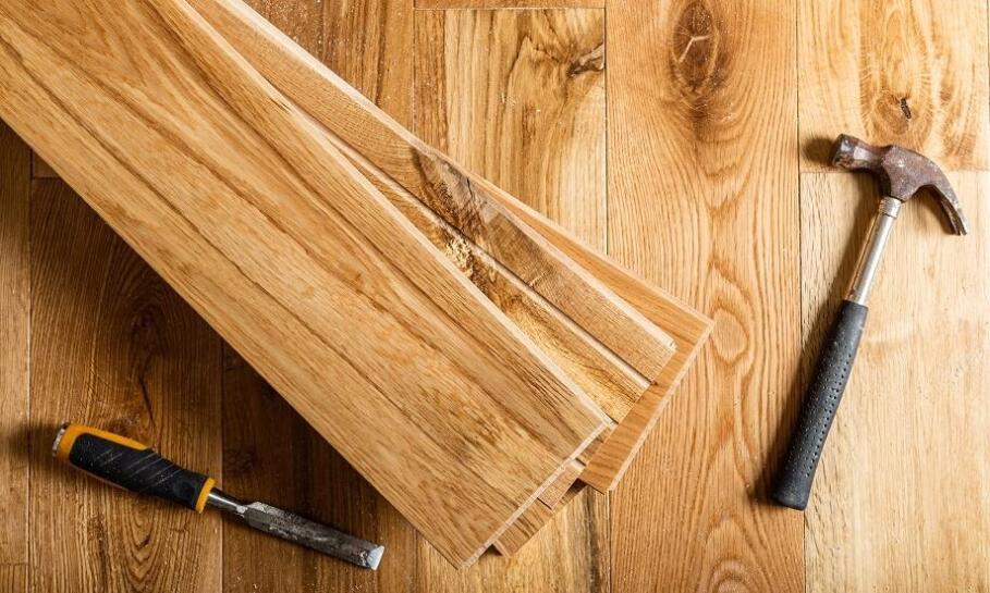 Które gatunki drewna najlepiej nadają się na podłogi w domach i mieszkaniach? Które gatunki drewna najlepiej nadają się na podłogi w domach i mieszkaniach?