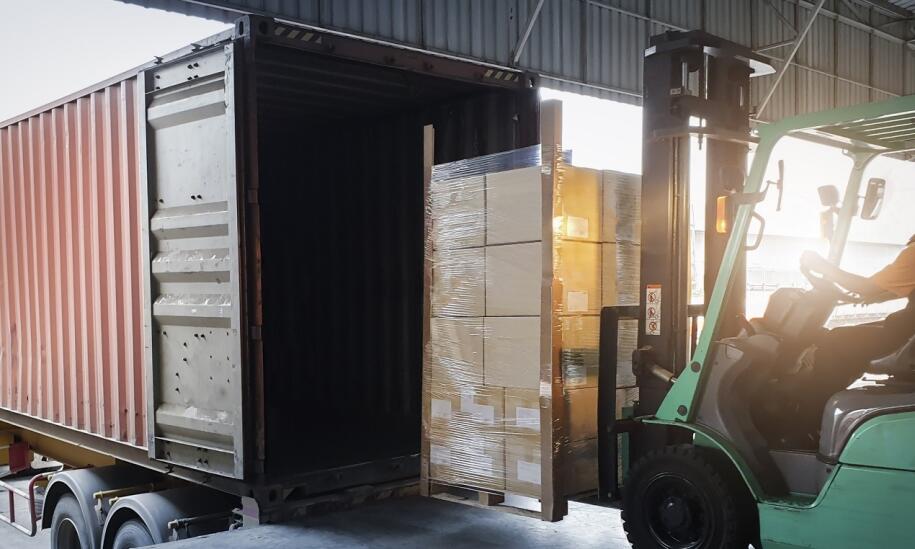 Rola palet w transporcie i logistyce