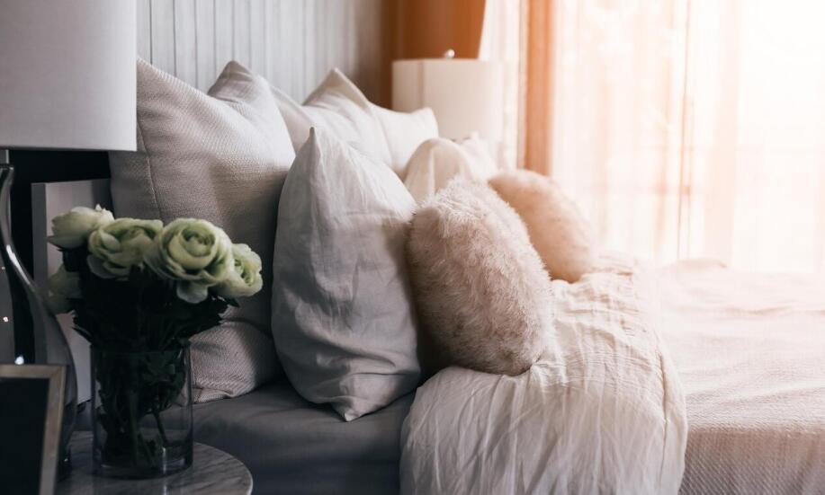 Co buduje atrakcyjność miejsca noclegowego? Na przykładzie Warszawy