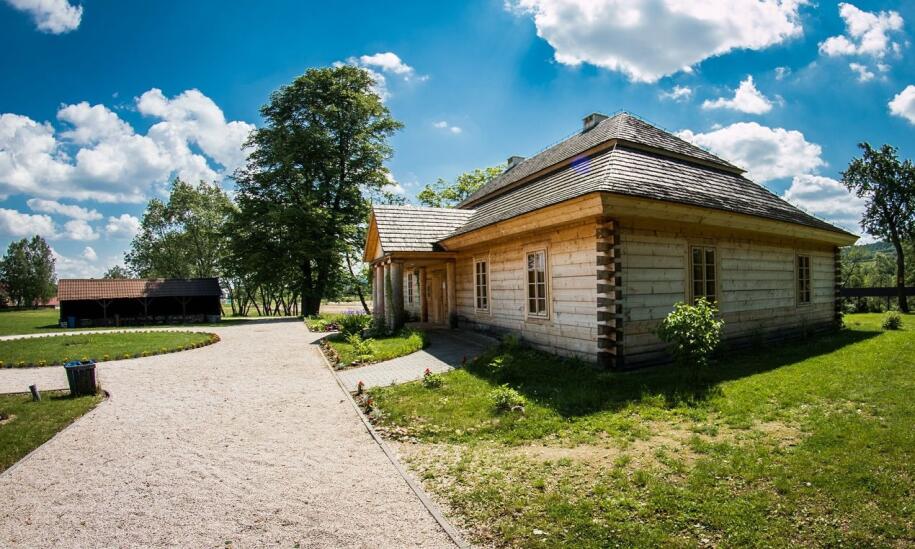 Zalety drewnianych domów Zalety drewnianych domów