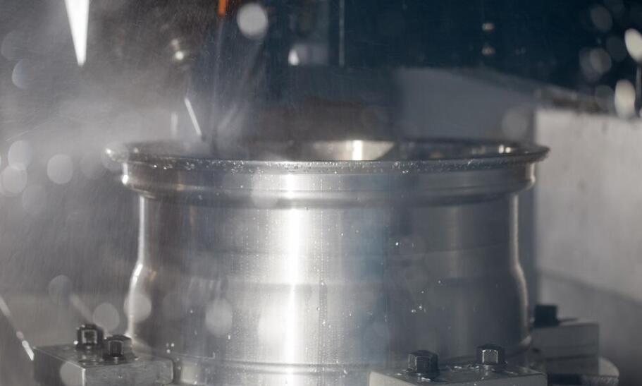 Na czym polega smarowanie mgłą olejową MQL?