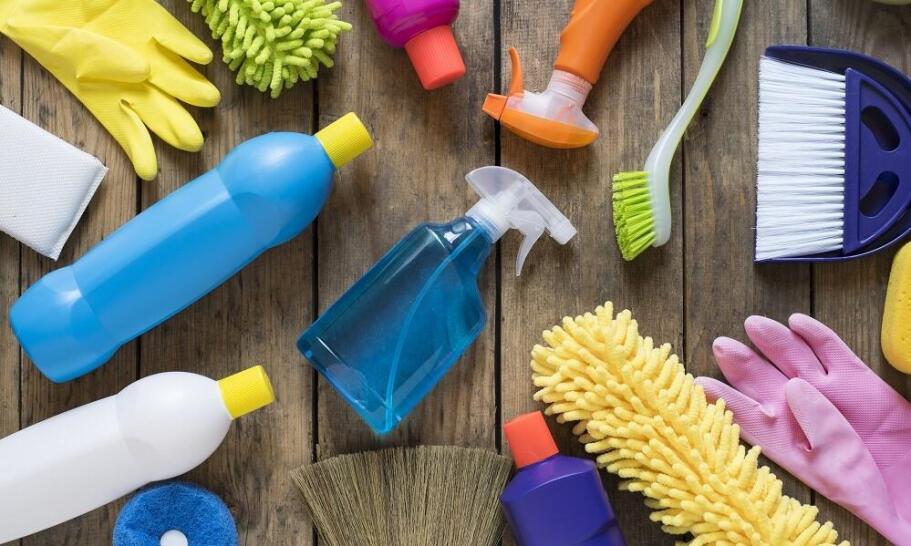 Artykuły niezbędne do utrzymania czystości sanitariatów