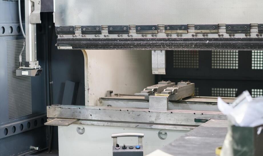 Jak usprawnić procesy produkcyjne w firmie?