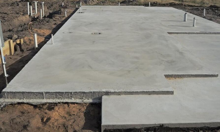 Beton samozagęszczalny — czym jest i jakie ma właściwości?