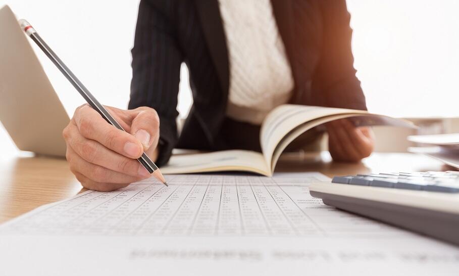 Kiedy prowadzenie pełnej księgowości jest konieczne?