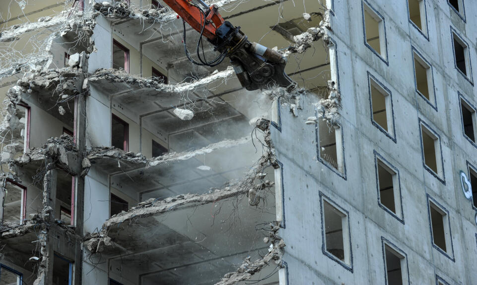 Przetwarzanie i gospodarowanie odpadów budowlanych