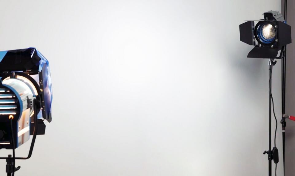 Czym kierować się przy wyborze domu produkcyjnego do realizacji reklamy?