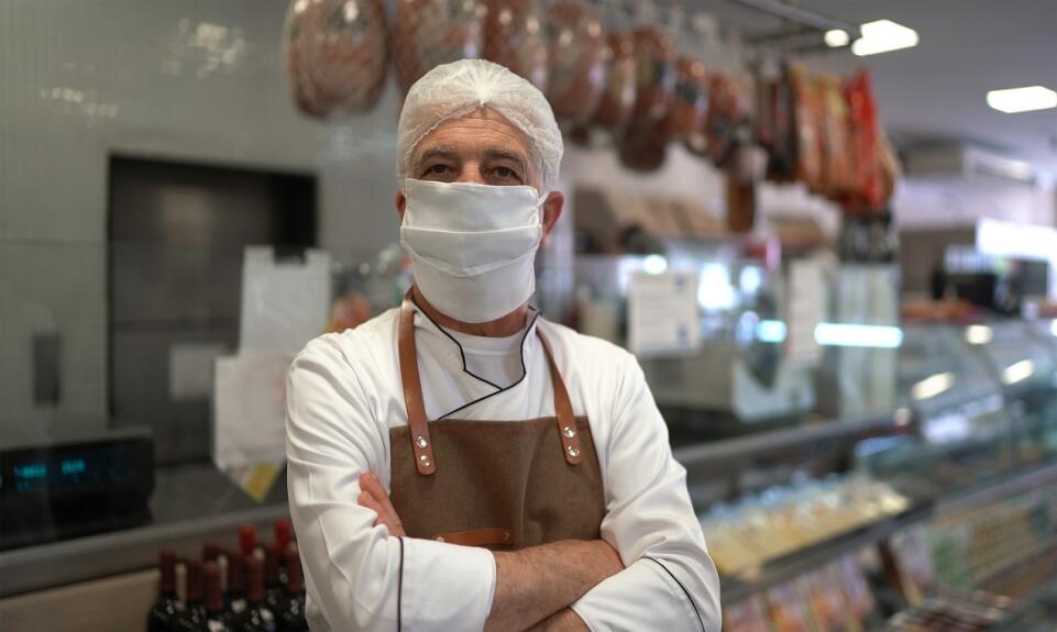 Na co zwrócić uwagę przy wyborze hurtowni wędlin?