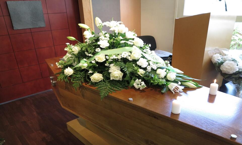 Etapy ceremonii pogrzebowej z Mistrzem Ceremonii Etapy ceremonii pogrzebowej z Mistrzem Ceremonii