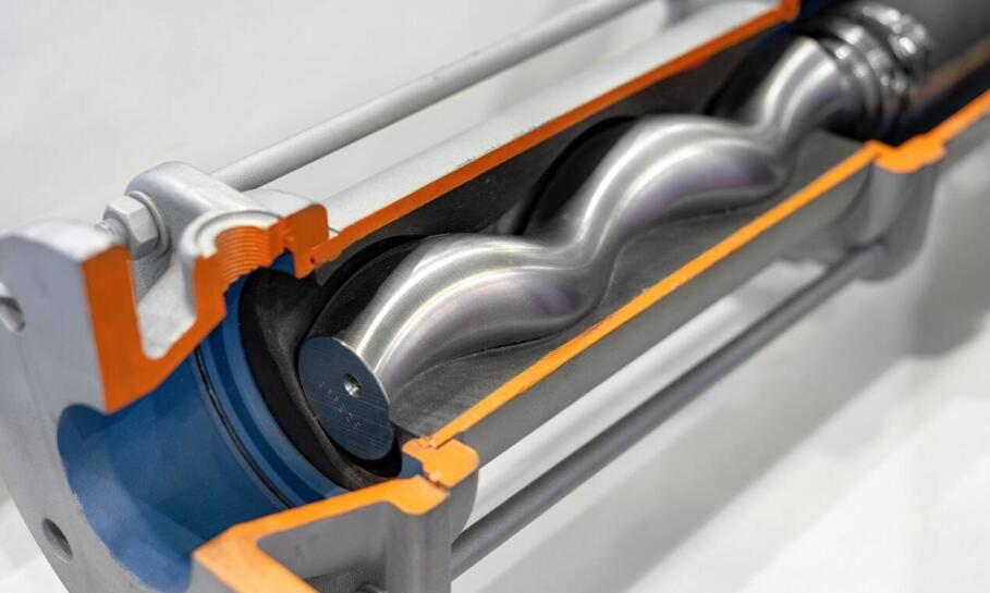 Jak przebiega naprawa pomp śrubowych?