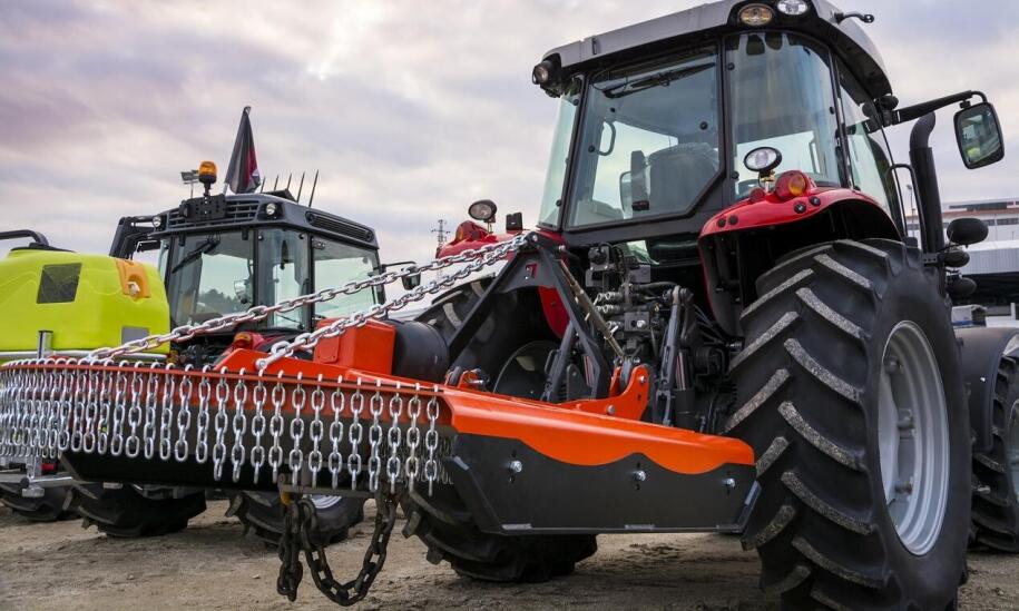 Zalety zaczepów kulowych do maszyn Fendt