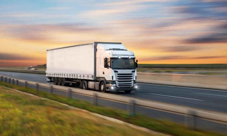 Usługi logistyczne kiedyś a dziś Usługi logistyczne kiedyś a dziś