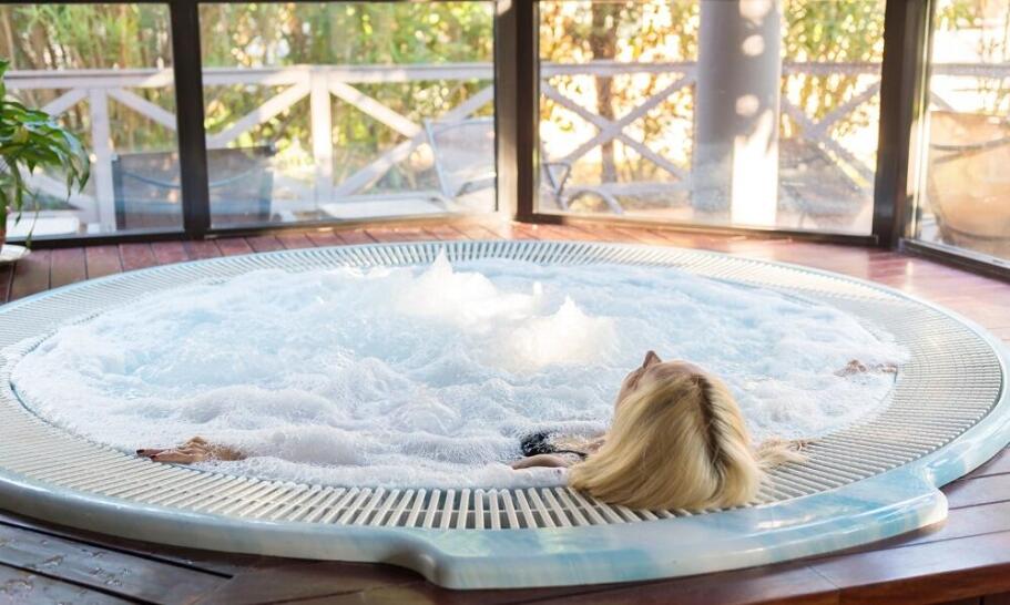 Jakie jacuzzi wybrać do SPA?