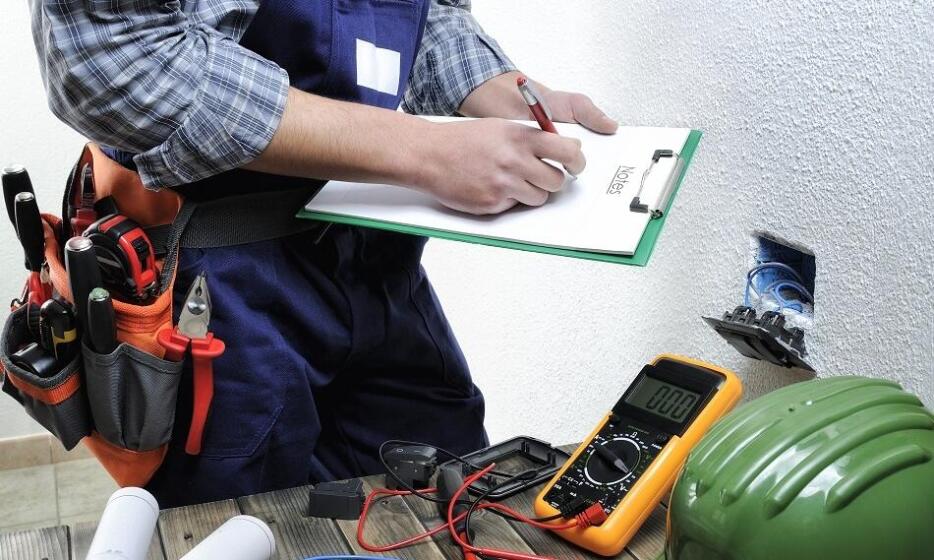 Kiedy należy wymienić instalację elektryczną? Kiedy należy wymienić instalację elektryczną?