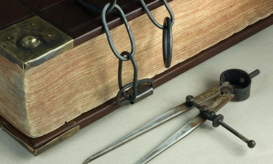 Do czego służą narożniki introligatorskie?