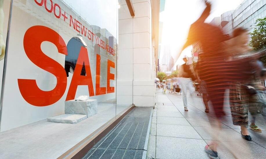 Oklejanie okien folią - efektywna i nowoczesna forma reklamy