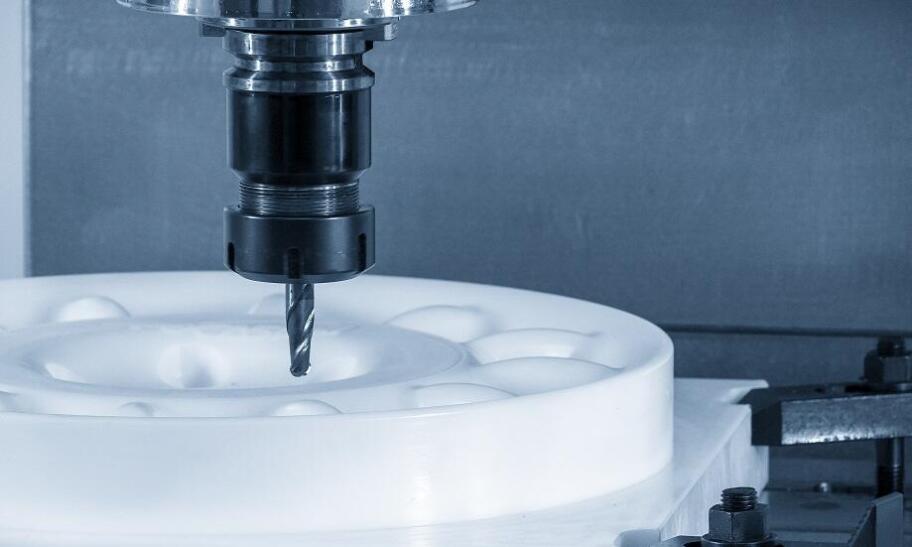 Największe zalety działania maszyn CNC Największe zalety działania maszyn CNC