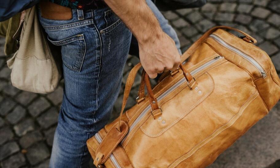 Torba podróżna ze skóry naturalnej, czyli coś dla prawdziwego gentlemana Torba podróżna ze skóry naturalnej, czyli coś dla prawdziwego gentlemana